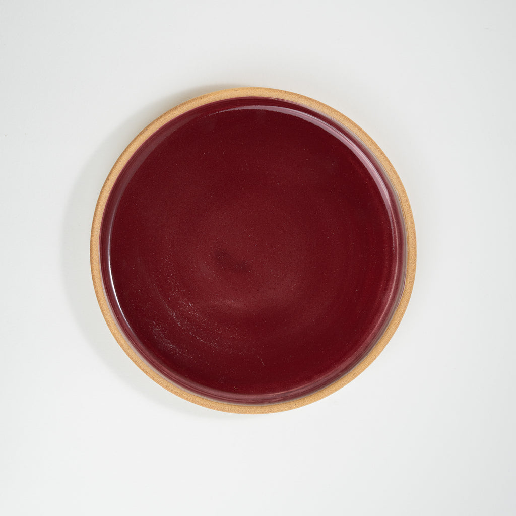 red-rimmed-plate